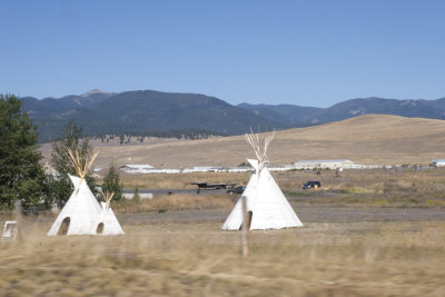 Tipis along Route 90