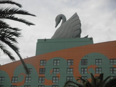 Disney Day 1-Swan Hotel