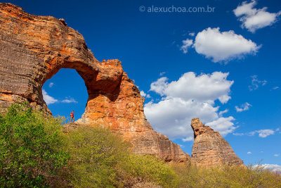 Pedra-Furada-Serra-da-Capivara-Piaui-120503-8848.jpg