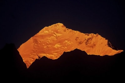 Everest  Northeast  at sunrise