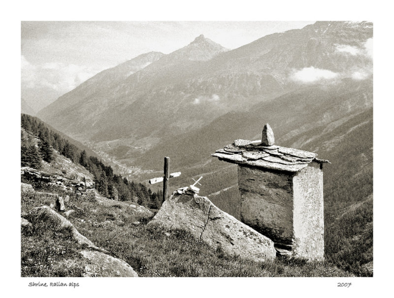 Mountain shrine
