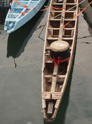 Dragon Boats in the Harbour, Aberdeen, Hong Kong