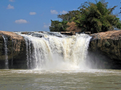 Dray Sap waterfall