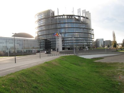 European institutions-hemicycle.jpg