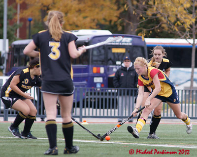 Queen's vs Waterloo 04623 copy.jpg