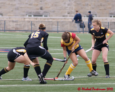 Queens vs Waterloo 04679 copy.jpg