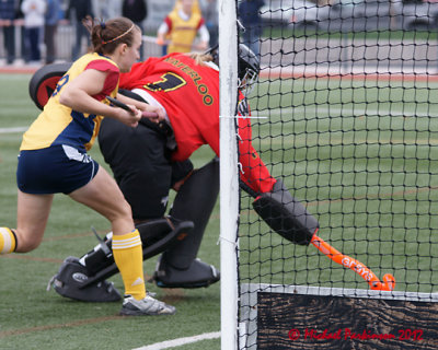 Queen's vs Waterloo 04721 copy.jpg