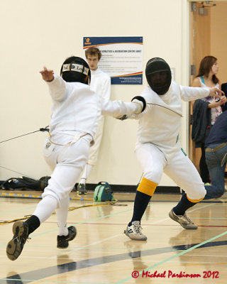 Queen's Fencing 02749 copy.jpg