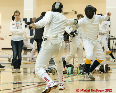 Queen's Fencing 02796 copy.jpg