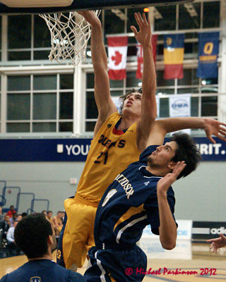 Queen's vs Windsor 00045 copy.jpg