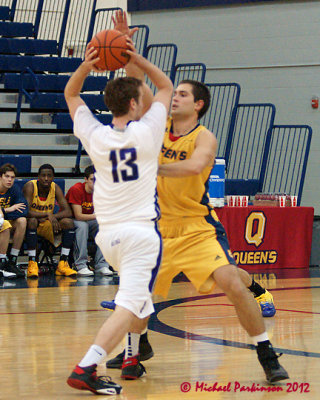 Queen's vs Western 00512 copy.jpg