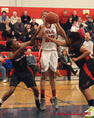 St Lawrence vs Seneca 06423 copy.jpg