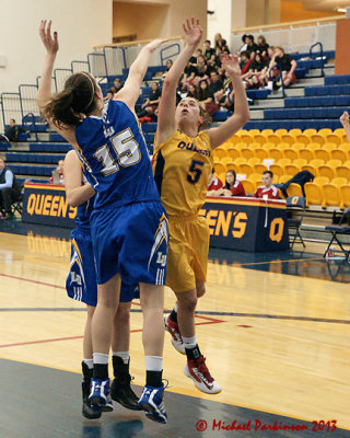 Queen's vs Laurentian 06997 copy.jpg