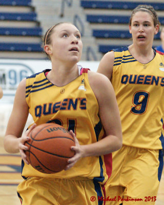 Queen's vs Laurentian 03220 copy.jpg