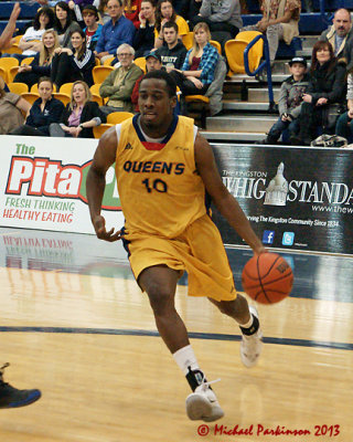 Queen's vs Laurentian 07122 copy.jpg