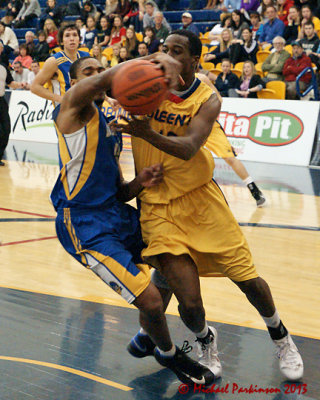Queen's vs Laurentian 07125 copy.jpg