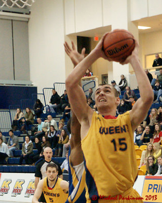 Queen's vs Laurentian 07128 copy.jpg