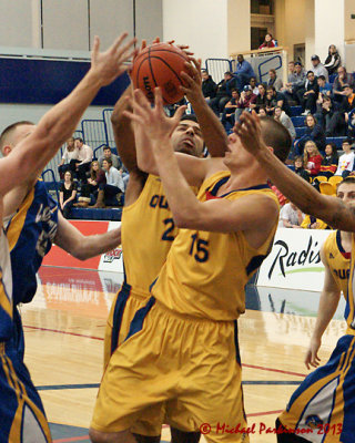 Queen's vs Laurentian 07135 copy.jpg