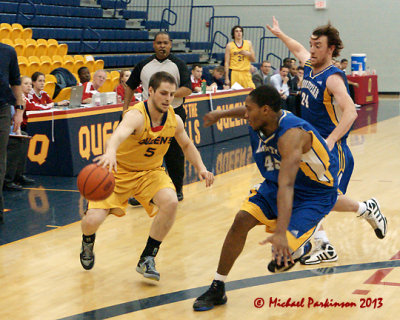 Queen's vs Laurentian 07174 copy.jpg