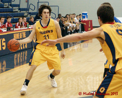 Queen's vs Laurentian 07196 copy.jpg