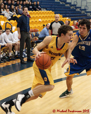 Queen's vs Laurentian 07219 copy.jpg