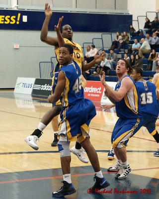 Queen's vs Laurentian 07229 copy.jpg