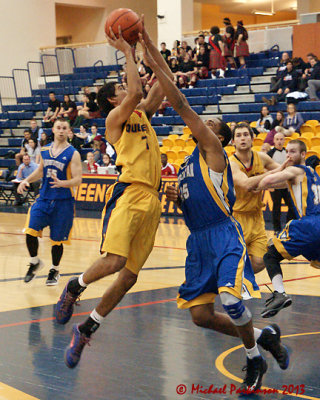 Queen's vs Laurentian 07321 copy.jpg