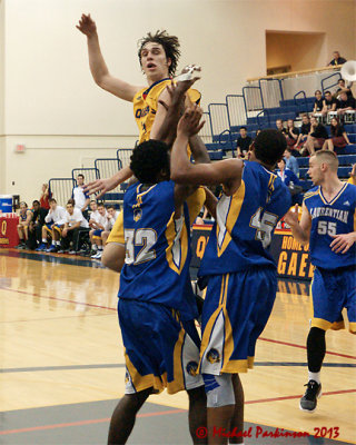 Queen's vs Laurentian 07410 copy.jpg