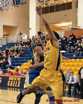 Queen's vs Laurentian 07423 copy.jpg