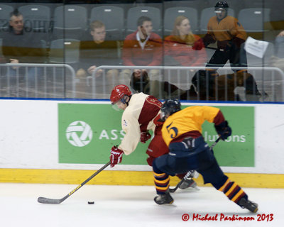 Queen's vs Royal Military College 09500 copy.jpg
