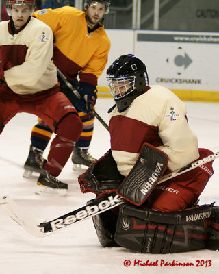 Queen's vs Royal Military College 09709 copy.jpg