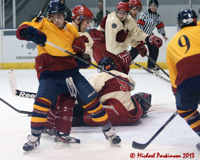 Queen's vs Royal Military College 09754 copy.jpg