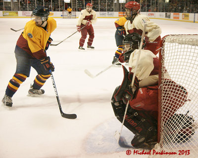 Queen's vs Royal Military College 09788 copy.jpg
