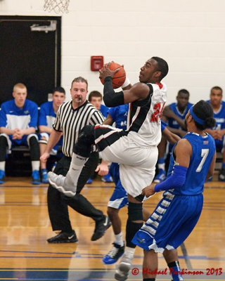 St Lawrence vs Algonquin 05637 copy.jpg
