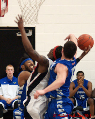 St Lawrence vs Algonquin 05686 copy.jpg