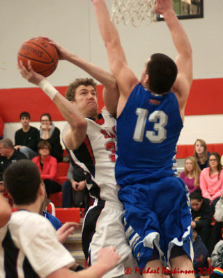 St Lawrence vs Algonquin 00740 copy.jpg