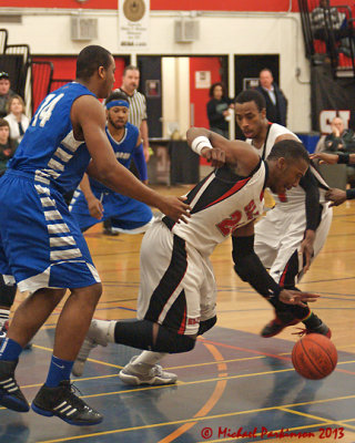 St Lawrence vs Algonquin 00838 copy.jpg