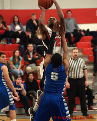 St Lawrence vs Algonquin 00882 copy.jpg