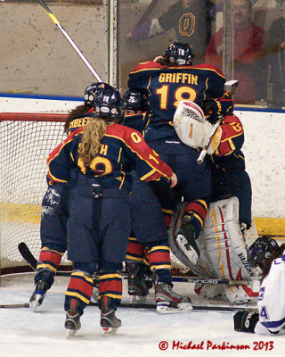 Queen's vs Western 01798 copy.jpg