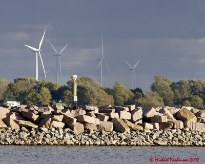 Wind Turbines 02486 copy.jpg