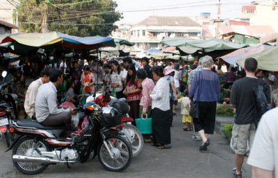 Day-8-Phnom-Penh-market.jpg