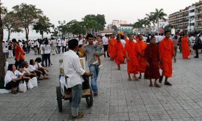 Day-9-Phnom-Penh-Monks.jpg