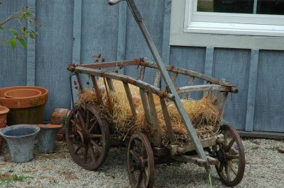 Little hay wagon