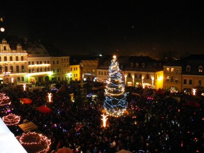 CZ -Cesk Lipa Lighting the Christmas tree 12/12