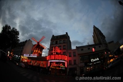 Fisheye: Moulin Rouge - Paris, France