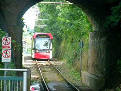 211 (2012) Bombardier Incentros AT6/5 (Queens Diamond Jubilee 2012) @ Cinderhill (Approaching)