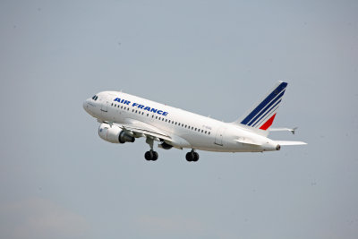 Air France (F-GUGL) Airbus A319 @ Manchester