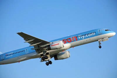 Thomson (G-BYAW) Boeing 767 @ East Midlands