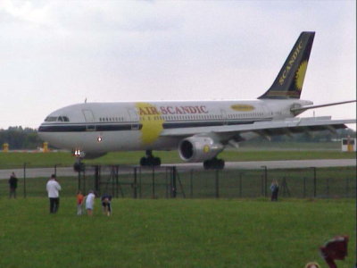 Air Scandic (G-SWJW) Airbus A300 @ Manchester