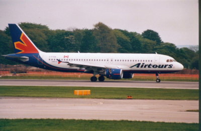 Airtours (C-FTDA) Airbus A320 @ Manchester